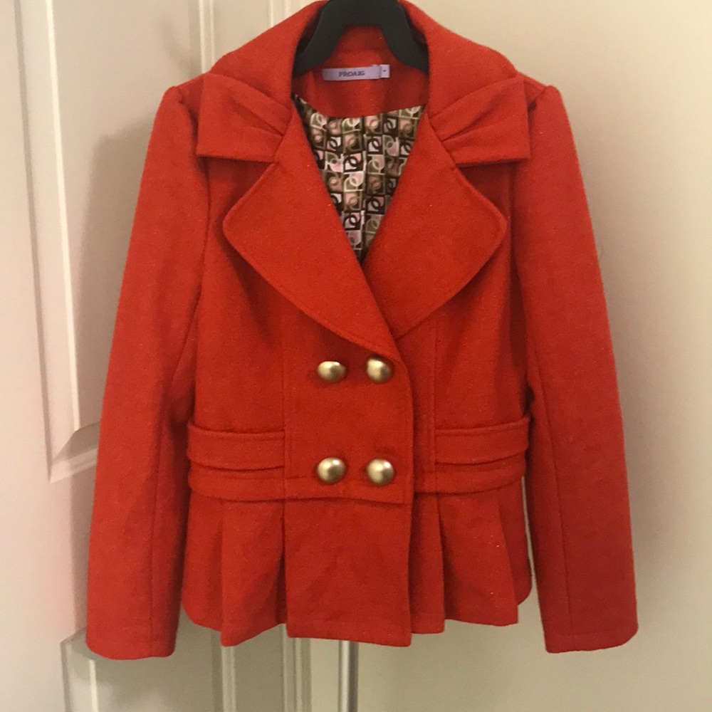 Pop red wool-blend double-breasted short pea coats